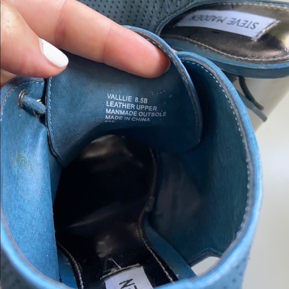 STEVE MADDEN HEELS - Picture 5 of 5